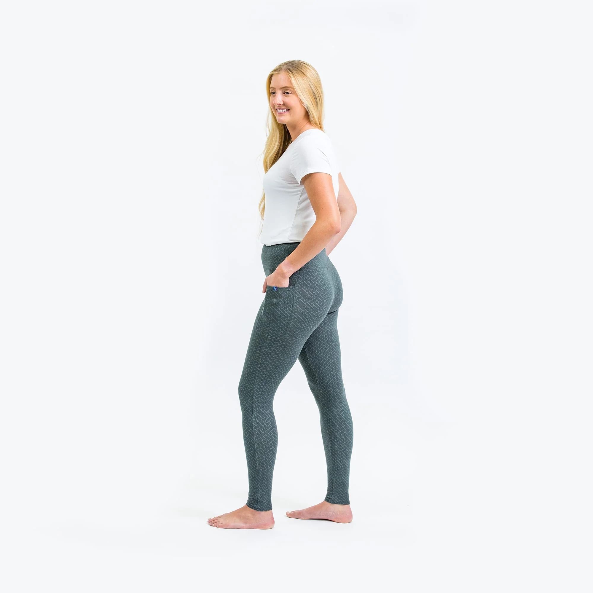 Lugging Ankle Leggings - Solids - Image 24